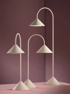 Lámpara de mesa LED para exterior regulable Grasp, pórtatil