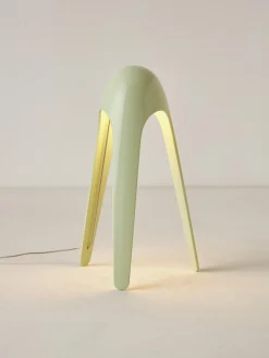 Lámpara de mesa pequeña LED táctil Cyborg