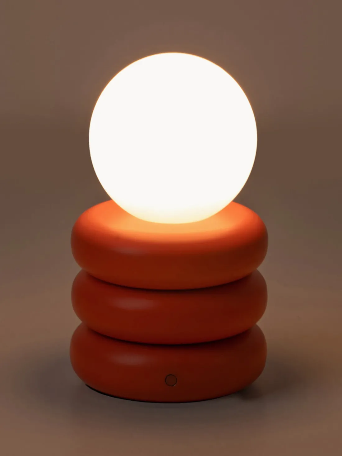 Lámpara de mesa pequeña LED Tube, portátil y con conexión USB