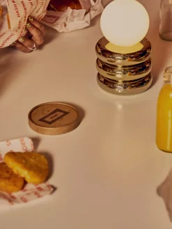 Lámpara de mesa pequeña LED Tube, portátil y con conexión USB