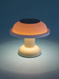 Lámpara de mesa pequeña LED regulable PL4, portátil