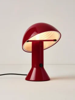 Lámpara de mesa pequeña orientable Elmetto