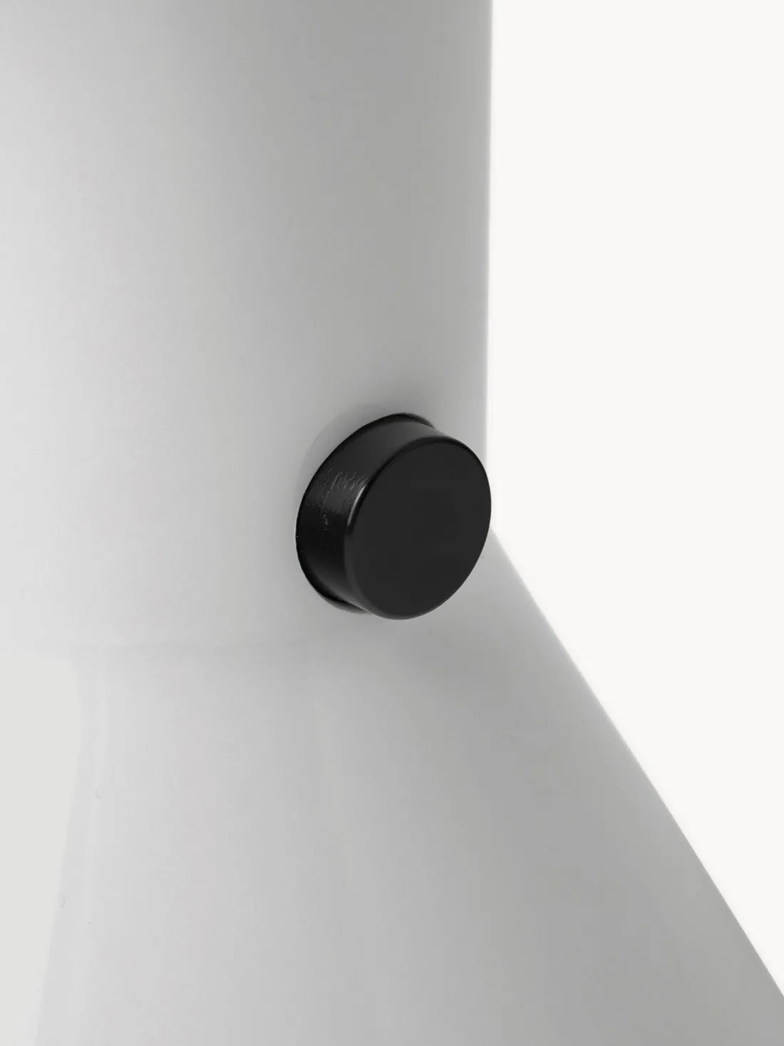 Lámpara de mesa pequeña orientable Elmetto