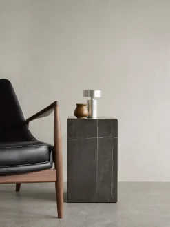 Lámpara de mesa pequeña regulable Columna, portátil