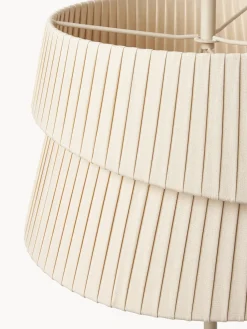 Lámpara de pie con pantala asimetrica Nyla