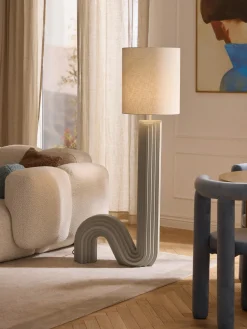 Lámpara de pie de diseño Luomo