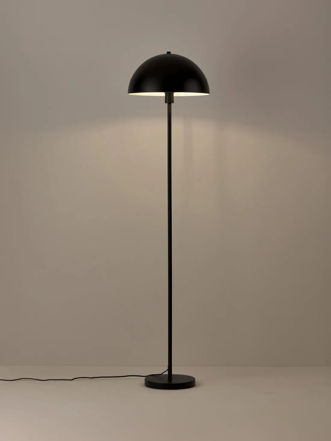 Lámpara de pie Matilda