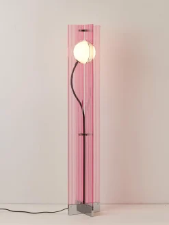 Lámpara de pie pequeña Mills