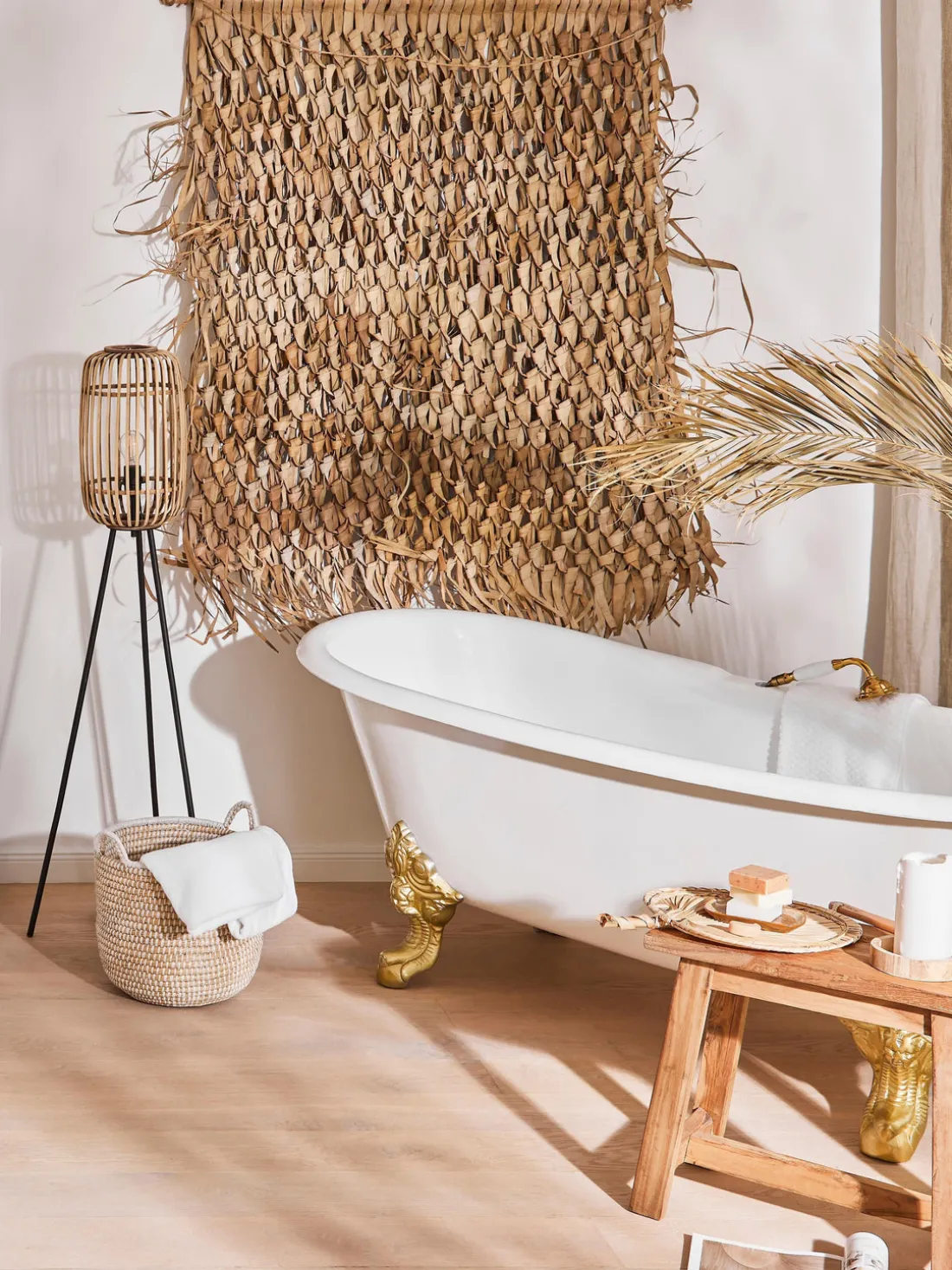 Lámpara de pie tripode boho pequeña Woodrow