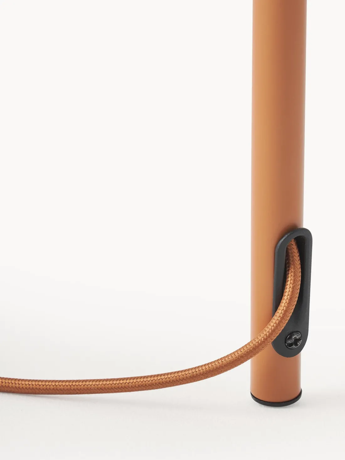 Lámpara de pie trípode Cella