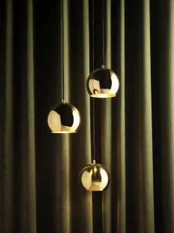 Lámpara de techo pequeña Ball