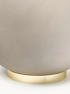 Macetero de metal Globe