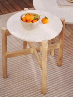 Mesa auxiliar de jardín redonda de terrazo y madera de eucalipto Pola