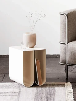 Mesa auxiliar de metal Curved