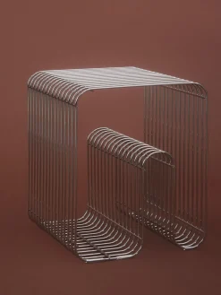 Mesa auxiliar de metal Curva