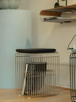 Mesa auxiliar de metal Curva