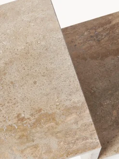 Mesa auxiliar de travertino con dos estantes Distinct