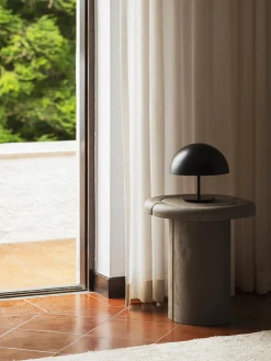 Mesa auxiliar redonda Alder