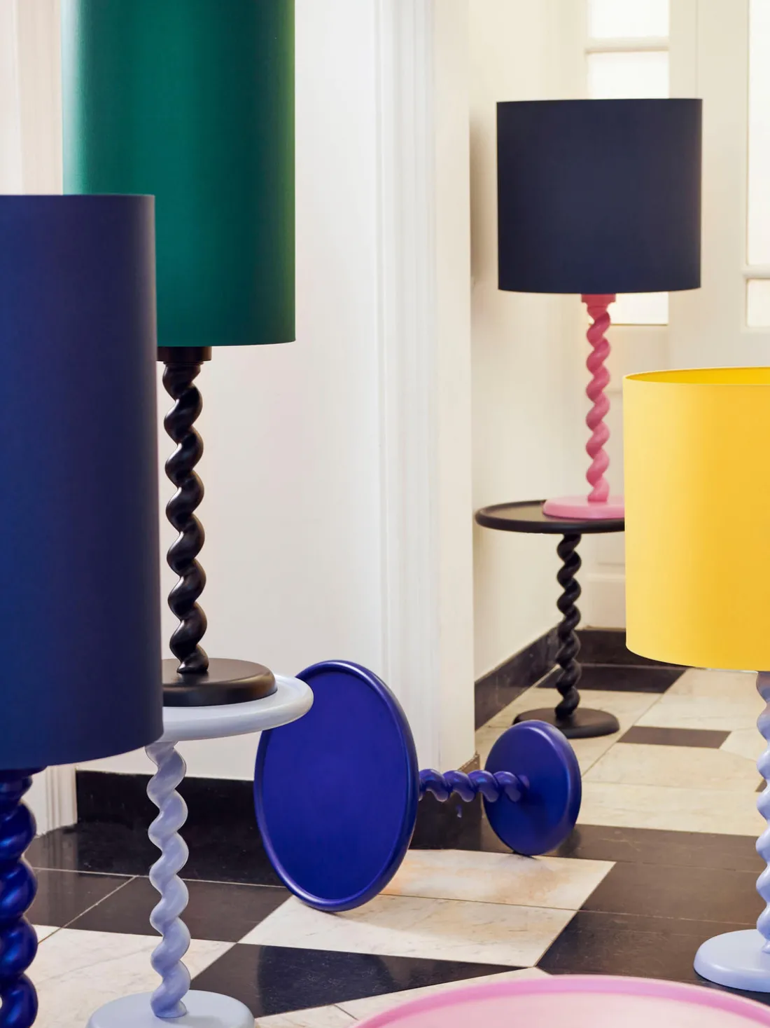 Mesa auxiliar redonda Twister