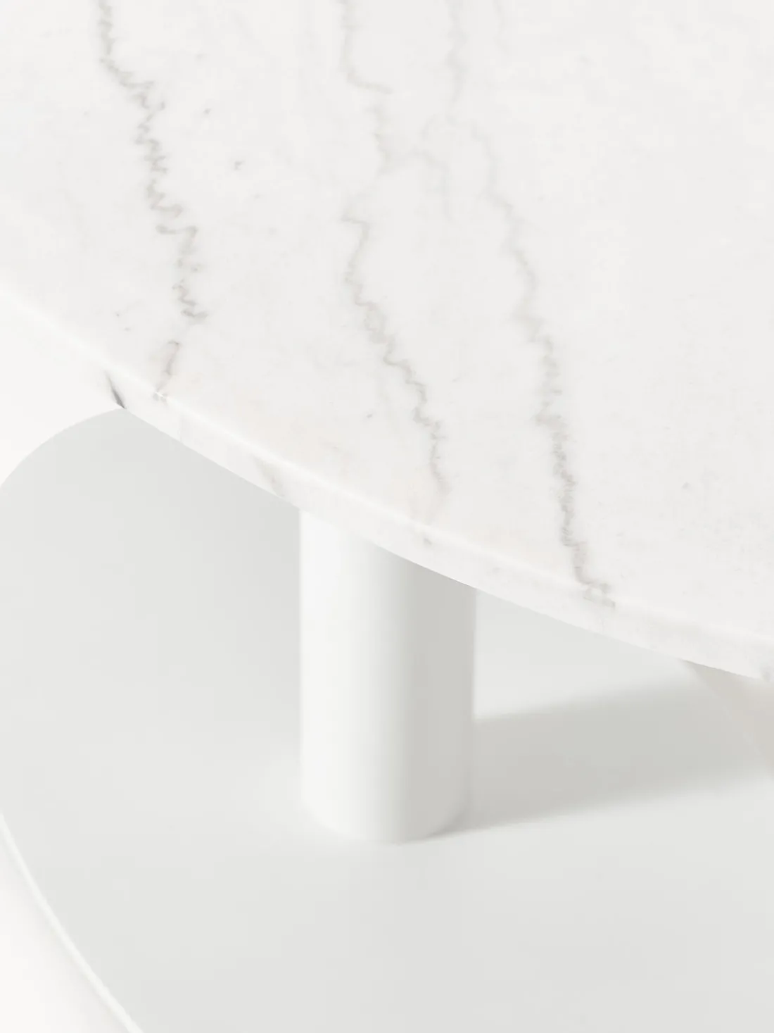 Mesa de comedor de mármol ovalada Miley