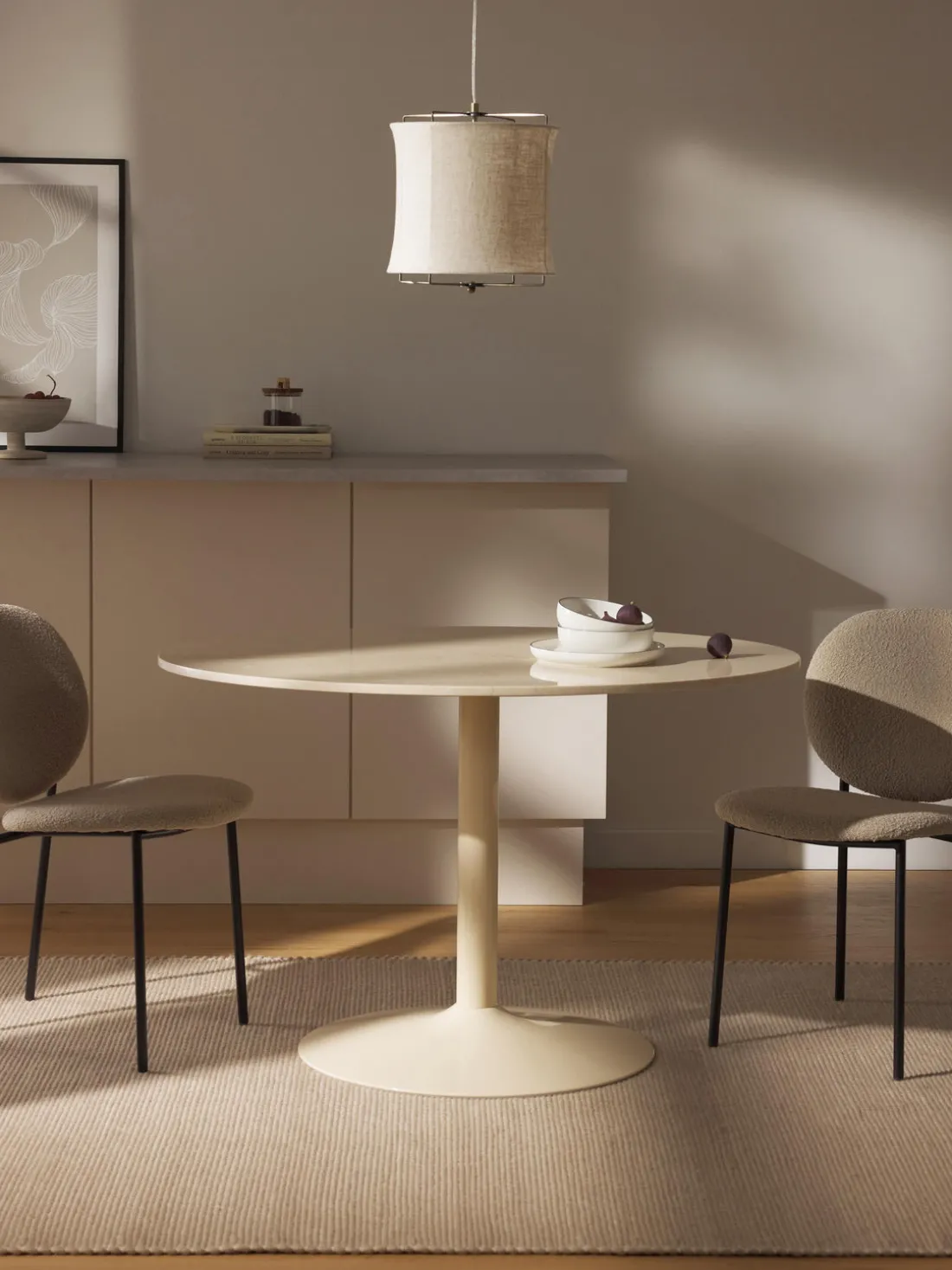 Mesa de comedor ovalada de mármol Miley, 120 x 90 cm