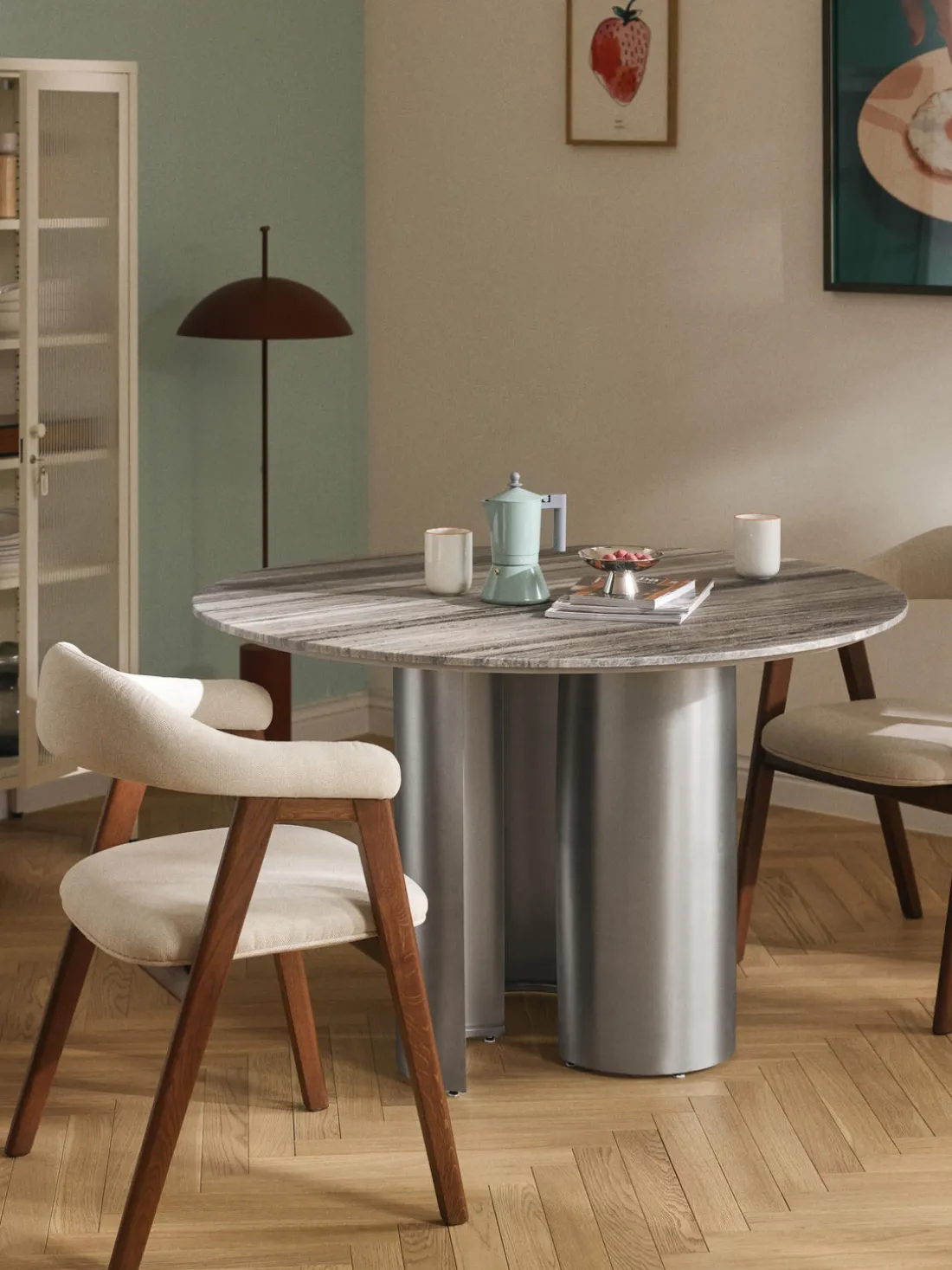 Mesa de comedor redonda con tablero de mármol Noam