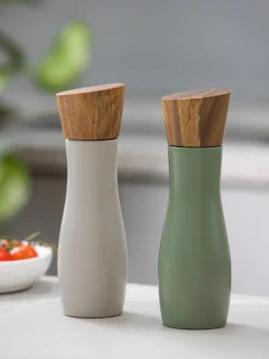 Molinillo de sal y pimienta con tapadera de madera de acacia Essentials, 2 uds.