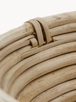 Panera artesanal de ratán Conical