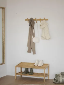 Perchero de madera de roble Hillmond