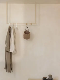 Perchero de metal Rubi