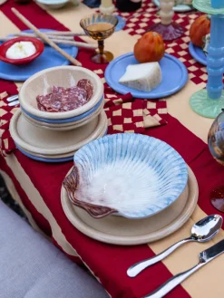 Plato llano pintado a mano Armona