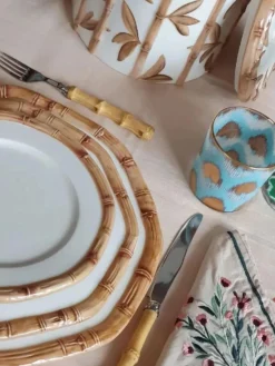 Plato postre pintado a mano Bamboo