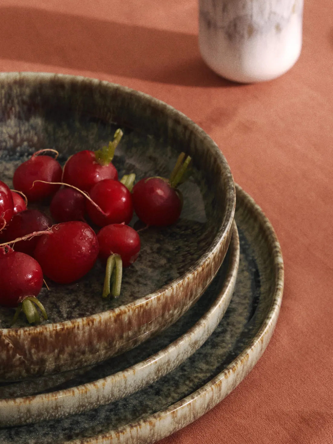 Platos de pasta artesanales con esmalte reactivo Danza, 4 uds.