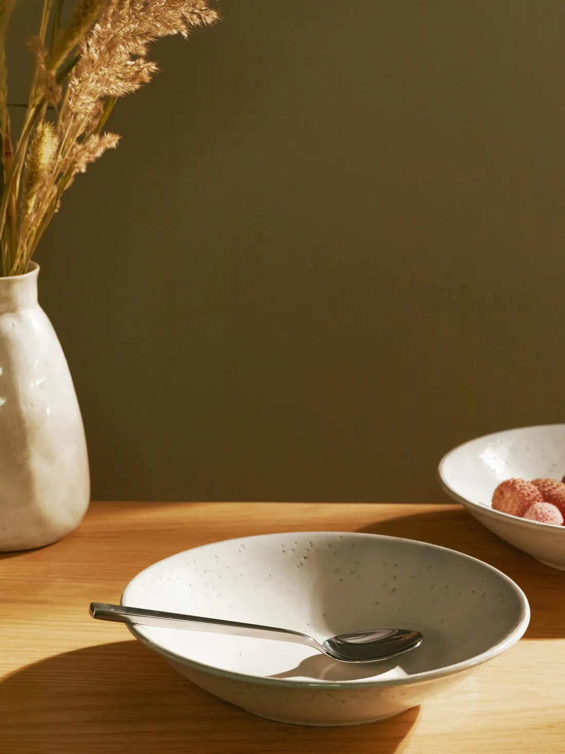 Platos hondos artesanales Nordic Sand, 4 uds.