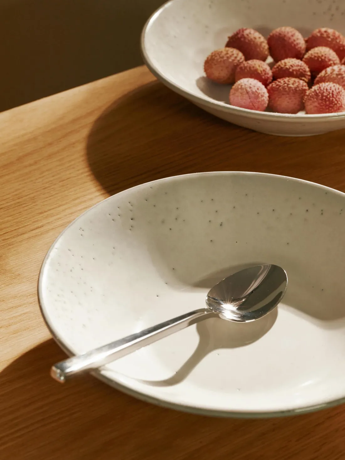 Platos hondos artesanales Nordic Sand, 4 uds.