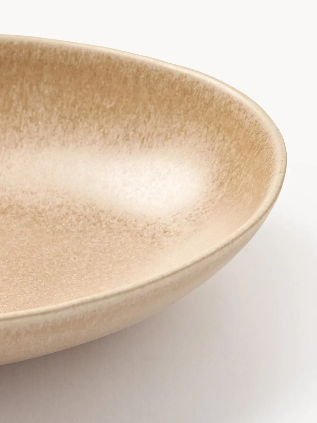 Platos hondos artesanales de forma orgánica Macey, 4 uds.