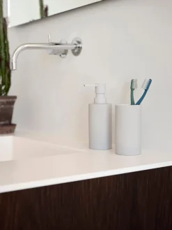 Portacepillos de porcelana Solo