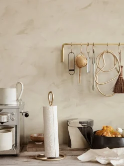 Portarrollos artesanal de metal Curvature