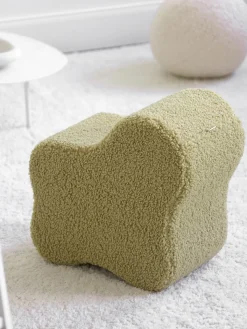 Puf infantil artesanal de borreguillo Cloud