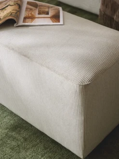 Puf reposapiés de pana Melva, An 99 x F 42 cm