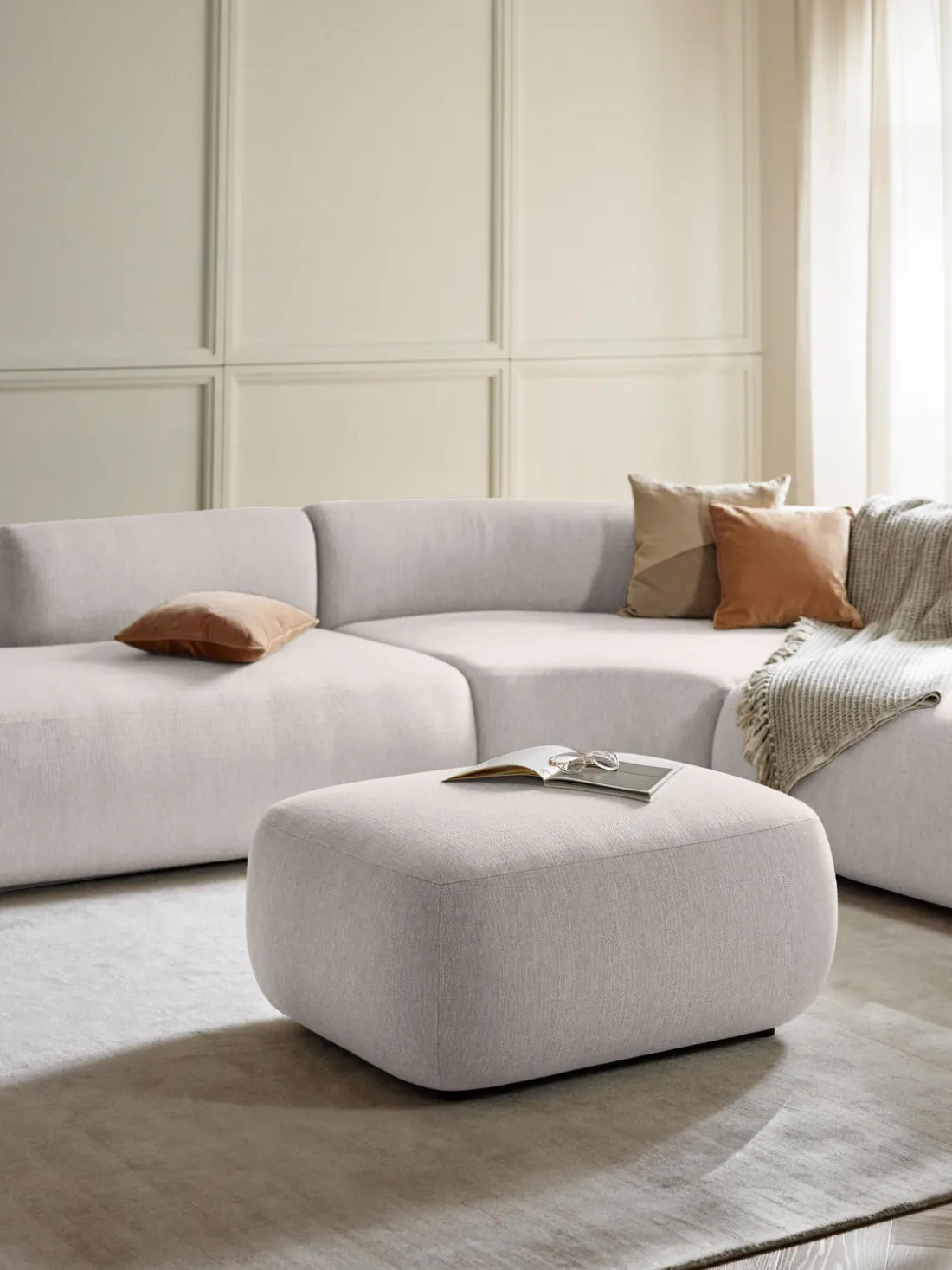 Puf reposapiés Sofia