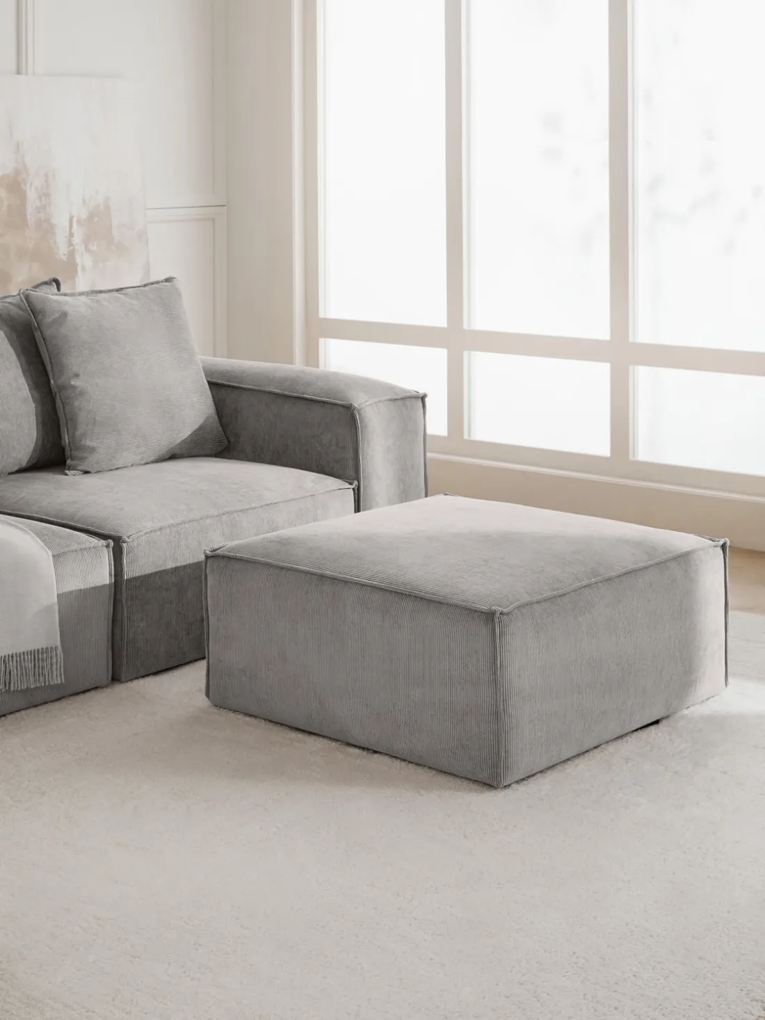 Reposapiés puf de pana Lennon