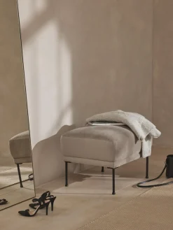 Reposapiés puf de terciopelo Fluente