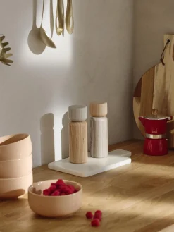 Salero y pimentero de madera de fresno Anis, 2 uds.