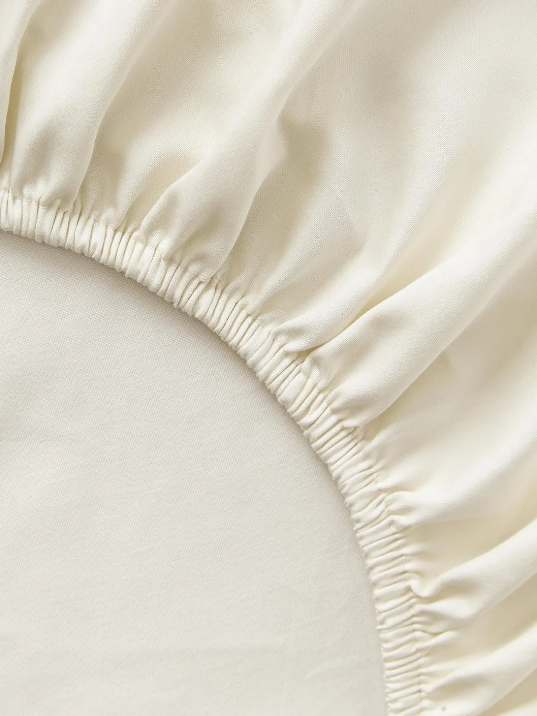 Sábana bajera de satén Premium