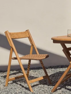 Silla de jardín plegable de madera de acacia Dandara