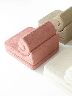 Silla infantil plegable artesanal de borreguillo Flipster