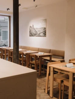 Sillas apilables de madera de roble Blueprint, 2 uds.