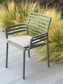 Sillas de jardín apilables con reposabrazos Doga, 2 uds.