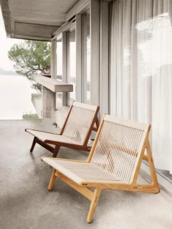 Sillón artesanal de madera de nogal con cojín de asiento MR01 Initial